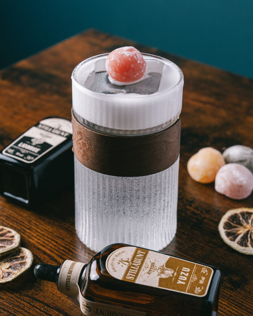 Mochi Liuk, Stillabunt Yuzu Bitters, Stillabunt Licorice Bitters, Stillabunt Magic Velvet, Malafemmina Tonic Water