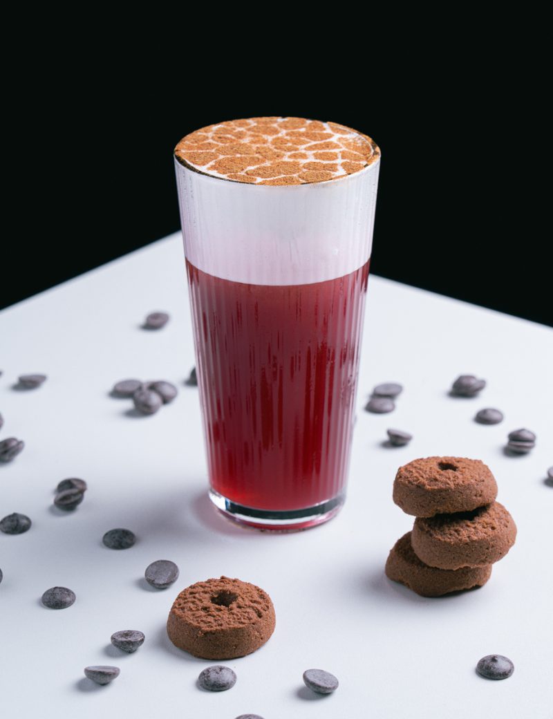 Rubus Obscura, ODK Blackberry Syrup, ODK Lemon Juice 100% NFC,Stillabunt Magic Velvet, Stillabunt Chocolate Bitters.